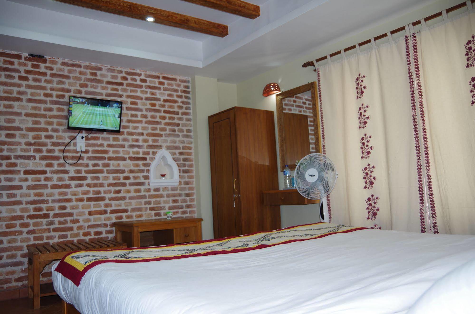 The Exotic House Hotel Kathmandu Exterior photo